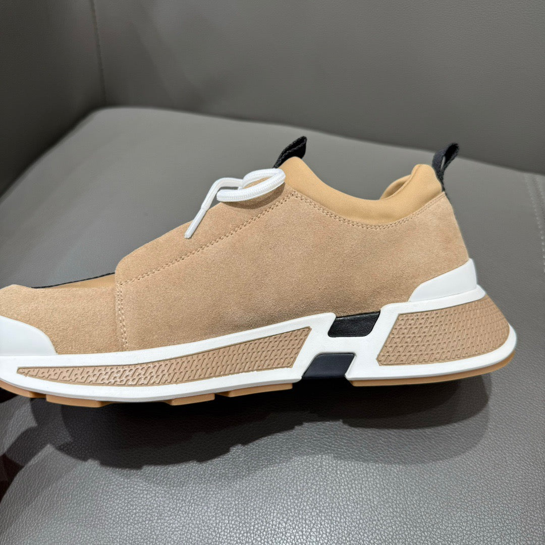 HS Sneaker