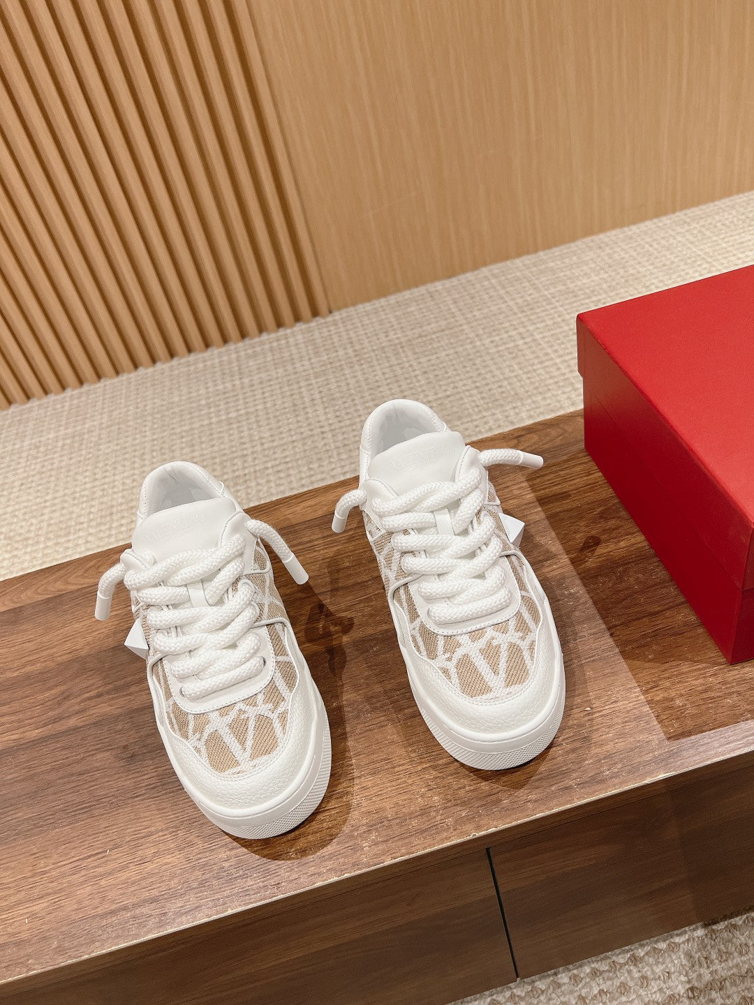 ONE STUD XL LOW-TOP SNEAKER IN NAPPA LEATHER AND TOILE ICONOGRAPHE FABRIC