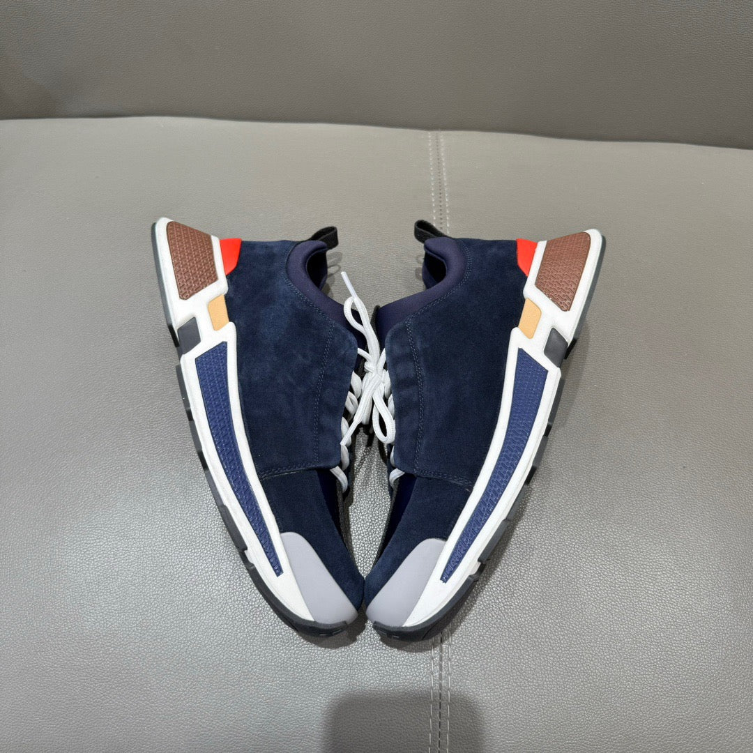 HS Sneaker